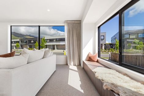Photo of property in 14 Rubus Street, Wanaka, 9382
