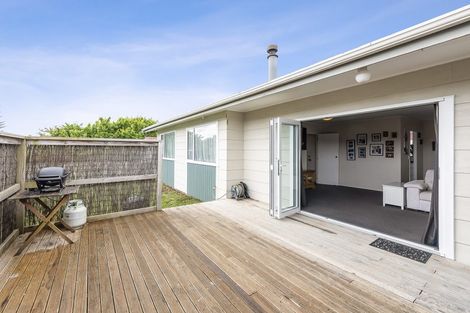 Photo of property in 57 Mazengarb Road, Paraparaumu Beach, Paraparaumu, 5032