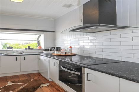 Photo of property in 16 Hakanoa Street, Huntly, 3700