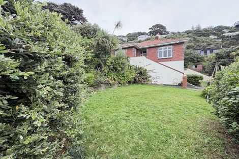 Photo of property in 2/134 Evans Bay Parade, Roseneath, Wellington, 6021