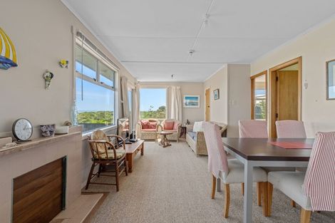 Photo of property in 7 Kent Avenue, Waitarere Beach, Levin, 5510