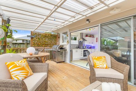 Photo of property in 44 Jillian Drive, Ranui, Auckland, 0612