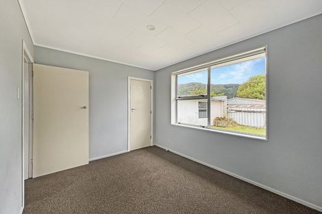 Photo of property in 270b Wellington Road, Wainuiomata, Lower Hutt, 5014