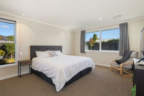 Photo of property in 28 Rotomanu Place, Pyes Pa, Tauranga, 3112
