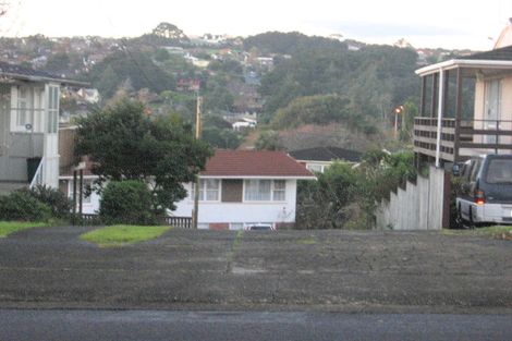 Photo of property in 18 Lynmore Drive, Hillpark, Auckland, 2102