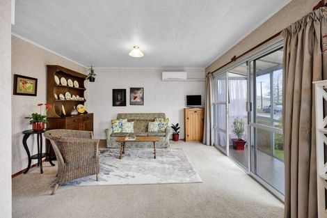 Photo of property in 188a Brooklands Road, Vogeltown, New Plymouth, 4310