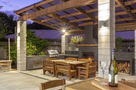 Photo of property in 62 Wood Leigh, Paraparaumu Beach, Paraparaumu, 5032