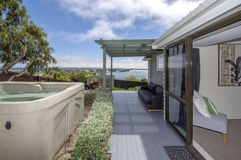 Photo of property in 51 Marama Crescent, Mount Pleasant, Christchurch, 8081