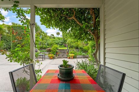 Photo of property in 8 Grand View Road, Leigh, 0985