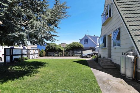 Photo of property in 170 Mcmurdo Street, Tinwald, Ashburton, 7700