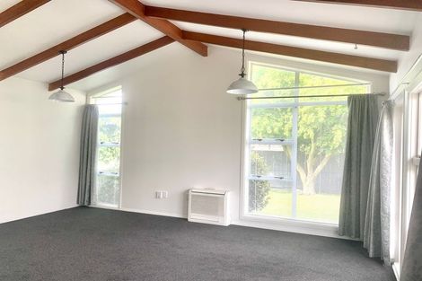 Photo of property in 35 Bermuda Drive, Hornby, Christchurch, 8042