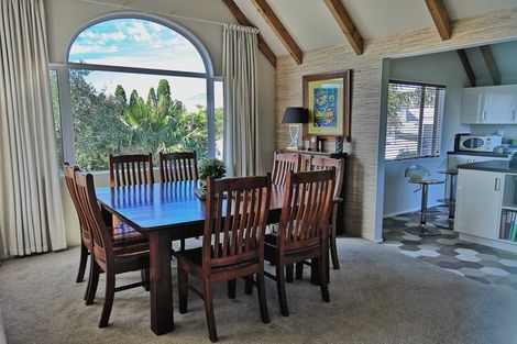 Photo of property in 121 Thompson Road, Bluff Hill, Napier, 4110