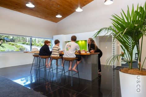 Photo of property in 69a Waikoukou Valley Road, Waimauku, 0882