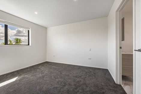 Photo of property in 5/59 Matipo Road, Te Atatu Peninsula, Auckland, 0610