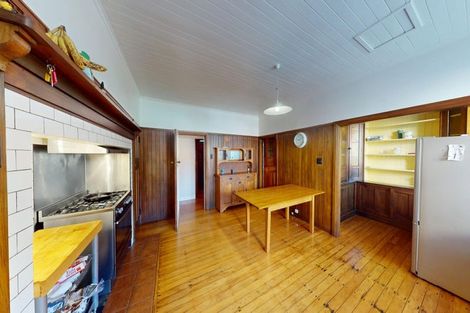 Photo of property in Arlesford House, 202 State Highway 3, Westmere, Whanganui, 4574