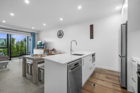 Photo of property in 3/1 Genevieve Lane, Hobsonville, Auckland, 0616