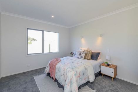 Photo of property in 42a Strathnaver Drive, Waikawa Beach, Manakau, 5573