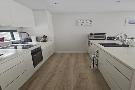 Photo of property in 8a Regent Street, Devonport, Auckland, 0624