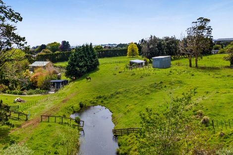 Photo of property in 200 Paraite Road, Paraite, New Plymouth, 4373