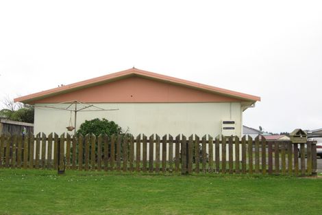 Photo of property in 9a Aubrey Street, Waitara, 4320