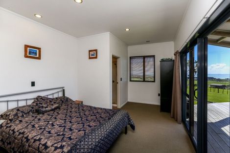 Photo of property in 166 Wairau Road, Kaitake, New Plymouth, 4374