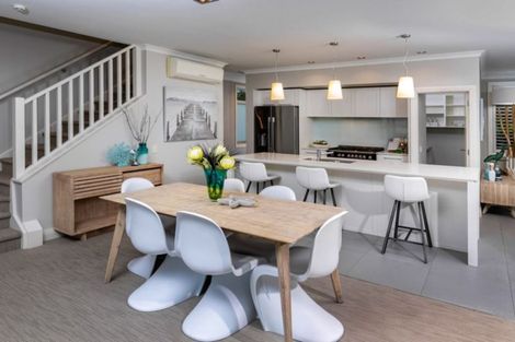 Photo of property in 15 Landmark Terrace, Orewa, 0931