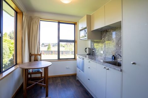 Photo of property in 4 Pisa Moorings Road, Mount Pisa, Cromwell, 9383