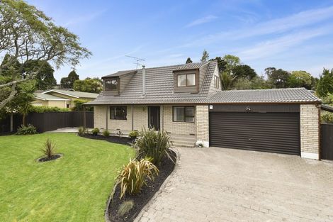 Photo of property in 10 Dalkeith Place, Opaheke, Papakura, 2113
