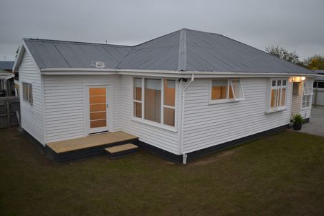 Photo of property in 6a Graham Street, Tinwald, Ashburton, 7700