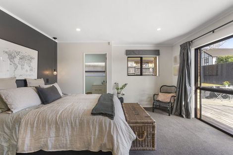 Photo of property in 11 Leicester Parade, Somerville, Auckland, 2014