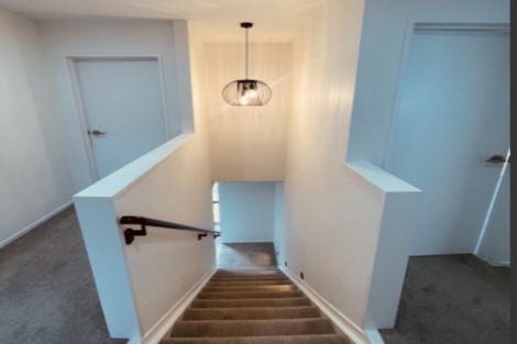 Photo of property in 4/2 Smiths Avenue, Papakura, 2110