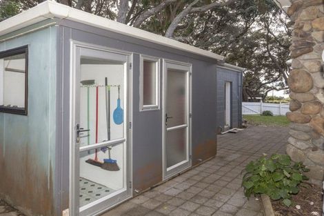 Photo of property in 8 Fishermans Bend, Whiritoa, Whangamata, 3691