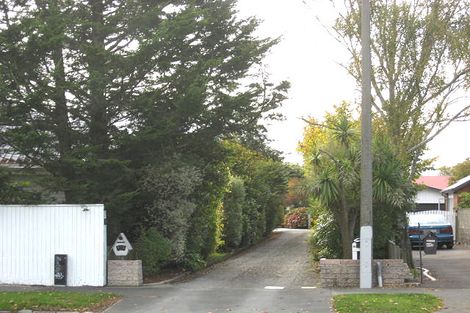 Photo of property in 90 Memorial Avenue, Ilam, Christchurch, 8053