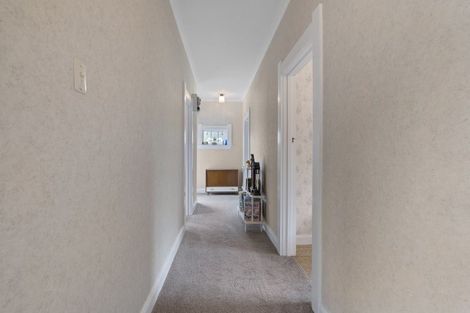 Photo of property in 22 Olivia Street, Stratford, 4332