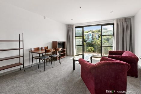 Photo of property in Atrium Towers, 8g/154 The Terrace, Wellington Central, Wellington, 6011