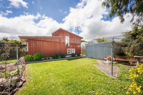 Photo of property in 37 Follett Street, Marton, 4710