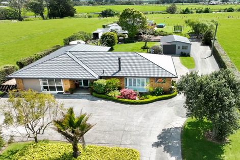 Photo of property in 590 Clevedon Kawakawa Road, Clevedon, Papakura, 2585