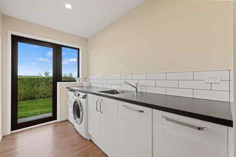 Photo of property in 1 Hayfield Terrace, Cust, Rangiora, 7471