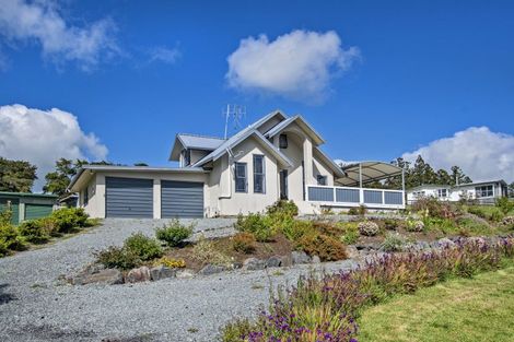 Photo of property in 647 Pipiwai Road, Matarau, Whangarei, 0176