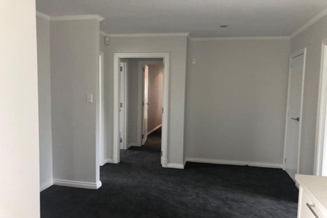 Photo of property in 25 Taupaki Road, Taupaki, Henderson, 0782