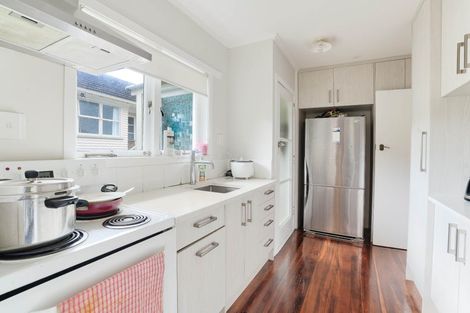 Photo of property in 1/24 Tristram Avenue, Forrest Hill, Auckland, 0620