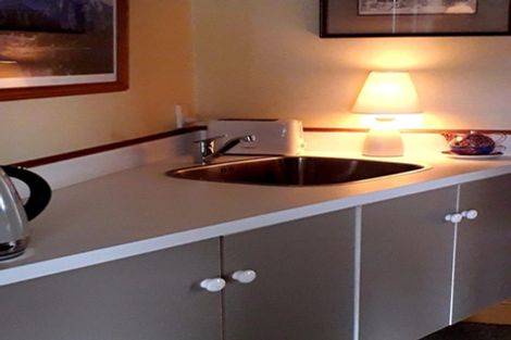 Photo of property in 11 Saint Mary Street, Thorndon, Wellington, 6011