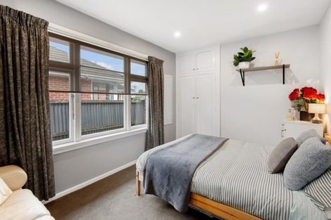 Photo of property in 1/11 Harris Crescent, Papanui, Christchurch, 8053