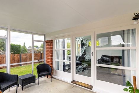 Photo of property in 81 Timaru Road, Waimate, 7924