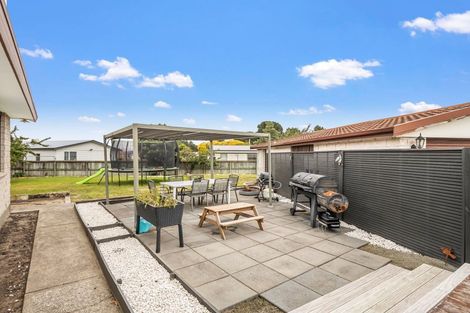 Photo of property in 17 Jacaranda Place, Parklands, Christchurch, 8083