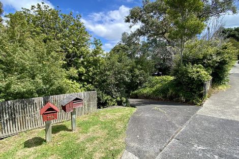 Photo of property in 1/71 Verran Road, Birkenhead, Auckland, 0626