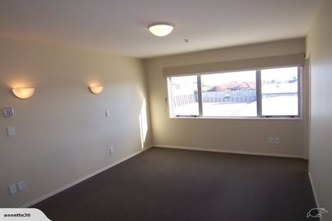 Photo of property in 1/1086 Papamoa Beach Road, Papamoa Beach, Papamoa, 3118