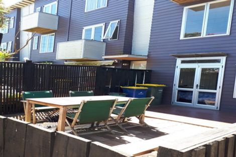 Photo of property in 433b West Coast Road, Glen Eden, Auckland, 0602