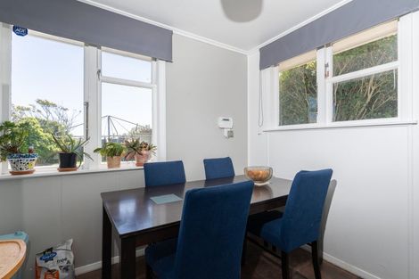 Photo of property in 25 Driver Crescent, Cannons Creek, Porirua, 5024