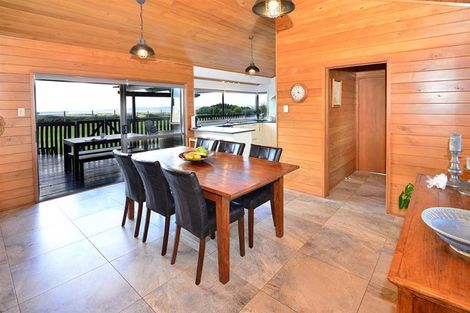 Photo of property in 368 Evans Road, South Head, Helensville, 0874